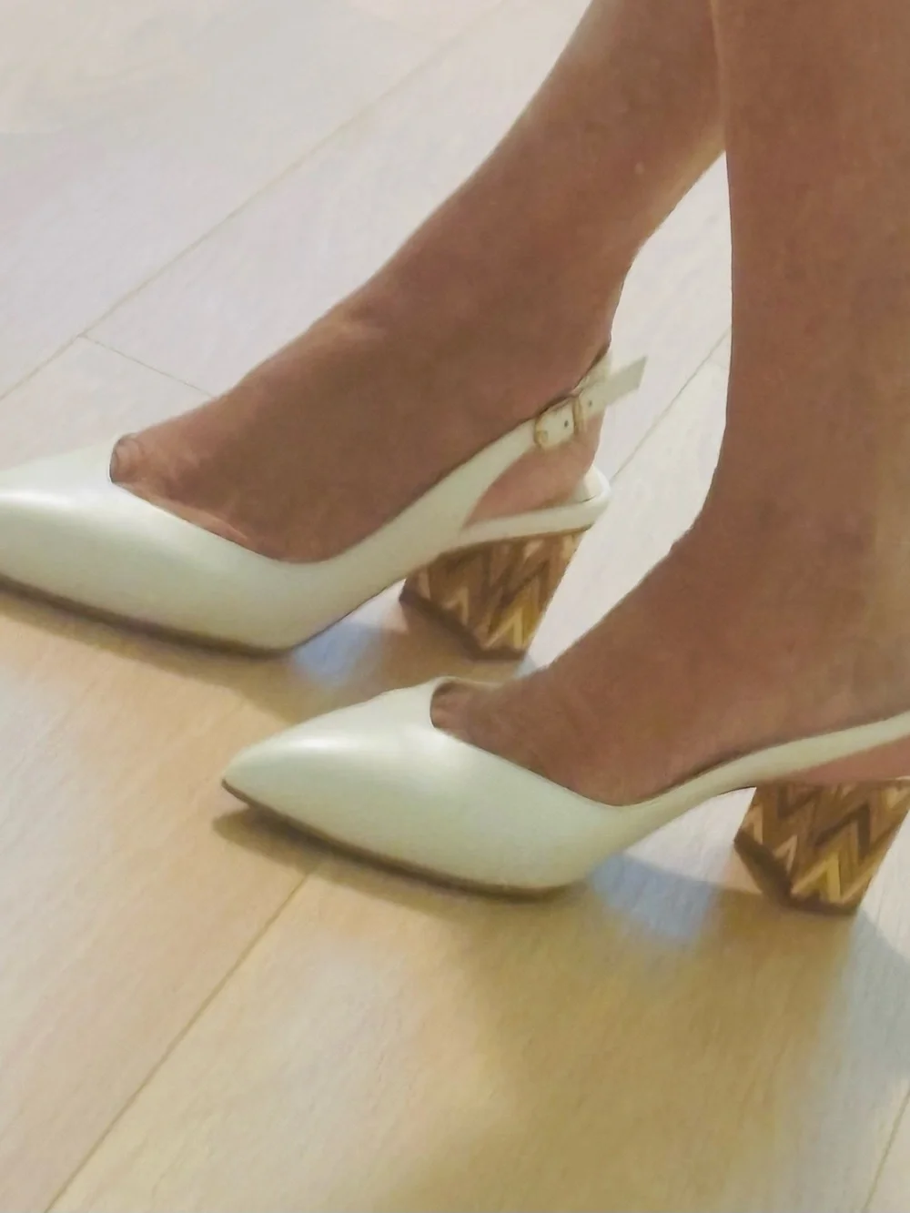 Sarah Flint White Pointed-Toe Slingback Pumps with Patterned Block Heel-Size 9